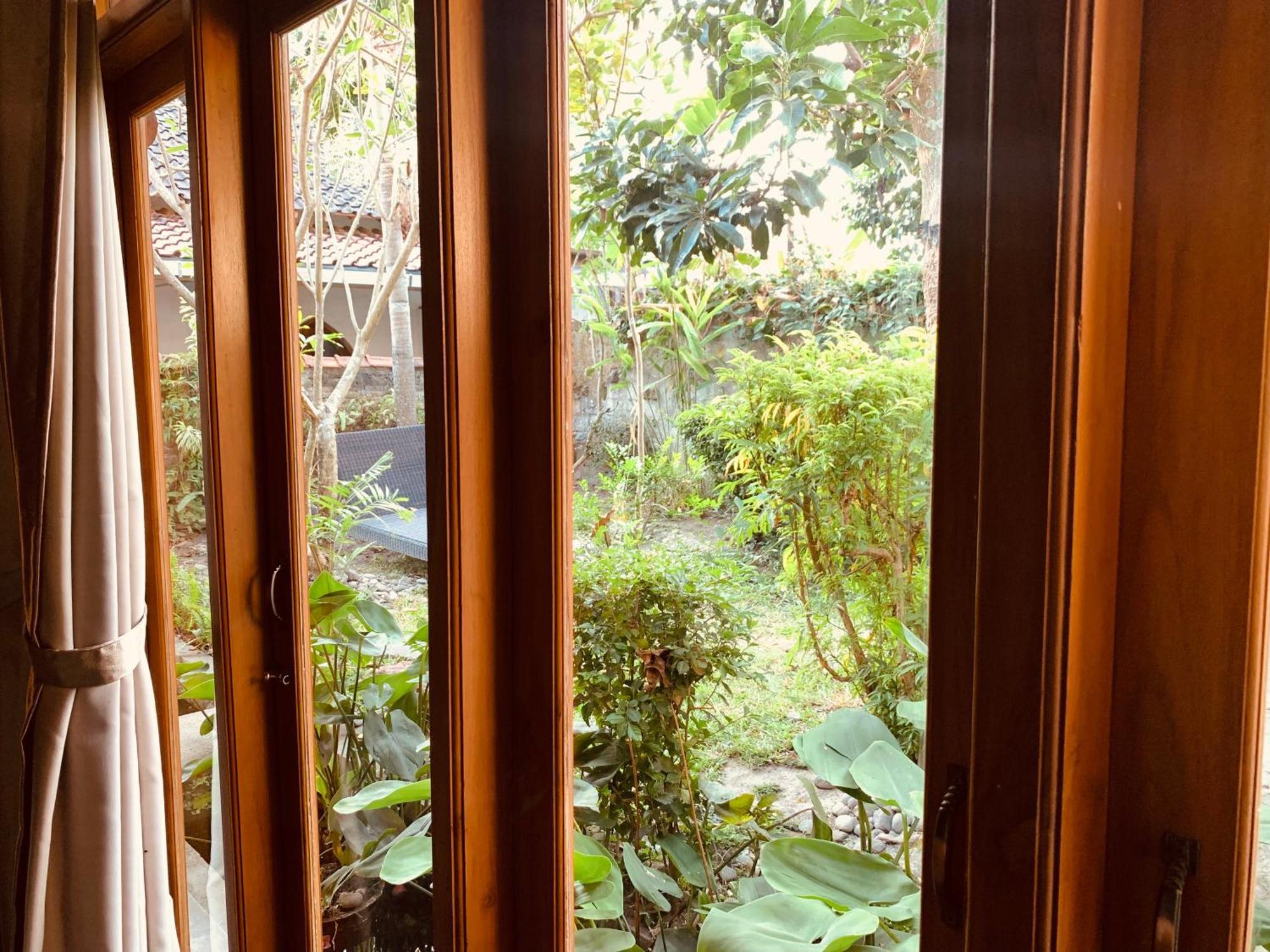 Yoga Lover Yogyakarta Eksteriør billede